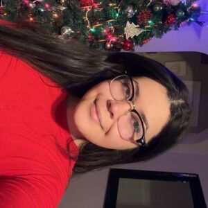 Meet your Posher, Carolynn